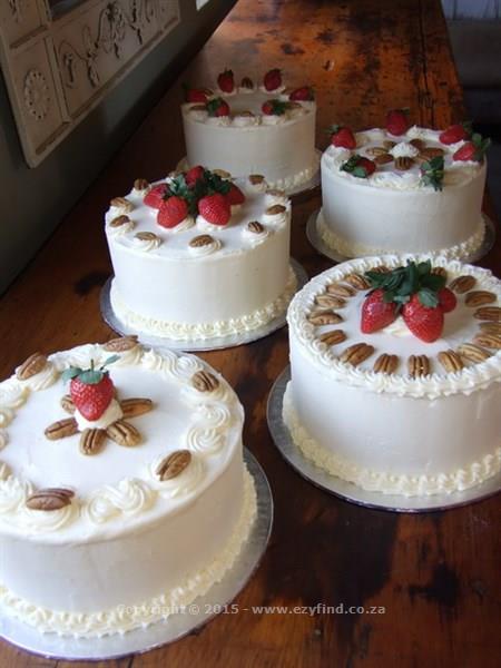 Mouth Watering Exquisite Cakes